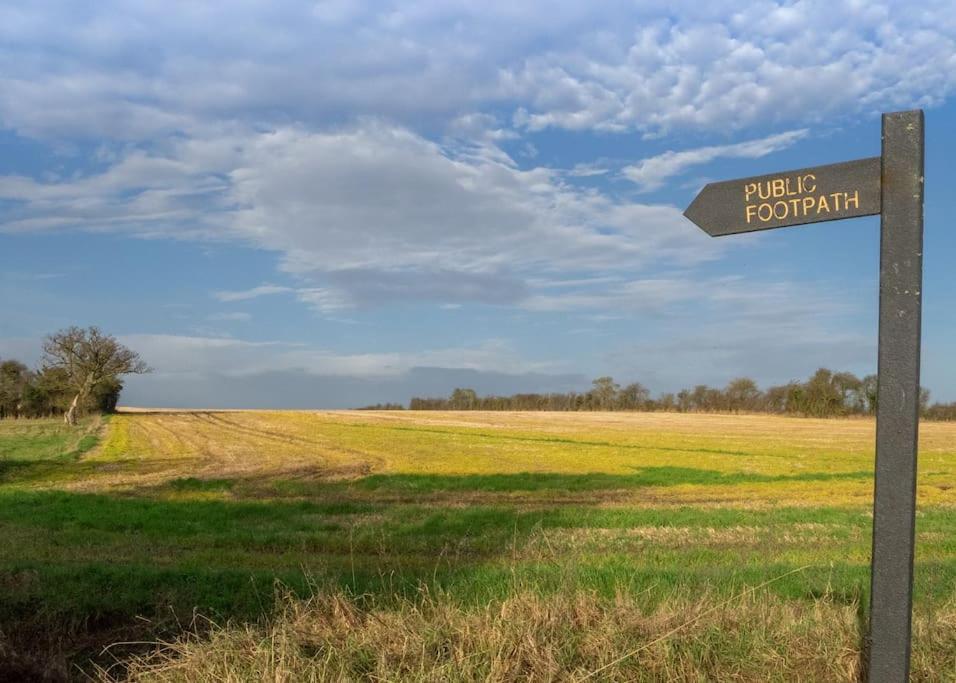 The Old Reading Rooms Linton Linton  ภายนอก รูปภาพ